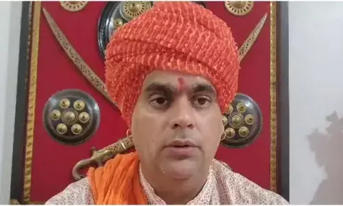 चंद्रयान-3: चंद्रमा को घोषित किया जाए हिंदू राष्ट्र, इस संत ने क्यों की ये मांग;जानें.. चंद्रयान-3: चंद्रमा को घोषित किया जाए हिंदू राष्ट्र, इस संत ने क्यों की ये मांग;जानें..