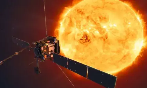 सूर्य की सतह तक पहुँचना: एक अद्भुत साहित्यिक कल्पना सूर्य की सतह तक पहुँचना: एक अद्भुत साहित्यिक कल्पना