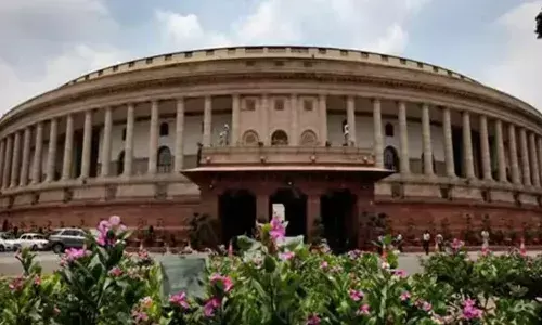 संसद विशेष सत्र: केंद्र सरकार ने संसद का विशेष सत्र क्यों बुलाया? देखिये केंद्रीय मंत्री ने क्या कहा संसद विशेष सत्र: केंद्र सरकार ने संसद का विशेष सत्र क्यों बुलाया? देखिये केंद्रीय मंत्री ने क्या कहा