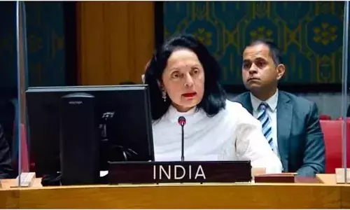 UN: गुमराह करने वाले दावे समझ की कमी दर्शाते हैं, मणिपुर पर संयुक्त राष्ट्र की रिपोर्ट भारत ने खारिज की UN: गुमराह करने वाले दावे समझ की कमी दर्शाते हैं, मणिपुर पर संयुक्त राष्ट्र की रिपोर्ट भारत ने खारिज की