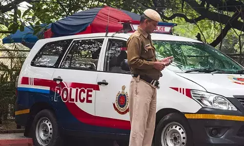 सलमान हत्याकांड: दिल्ली में चाकू से हमला कर इस वजह से की थी युवक की हत्या, मुख्य आरोपी और दो नाबालिग पकड़े सलमान हत्याकांड: दिल्ली में चाकू से हमला कर इस वजह से की थी युवक की हत्या, मुख्य आरोपी और दो नाबालिग पकड़े