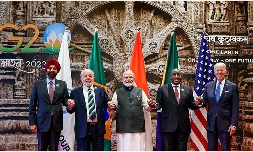 G 20: भारत दौरे पर आए विदेशी मेहमानों को भेंट की गई पुस्तक, उत्तराखंड की जगह को मिला खास स्थान G 20: भारत दौरे पर आए विदेशी मेहमानों को भेंट की गई पुस्तक, उत्तराखंड की जगह को मिला खास स्थान