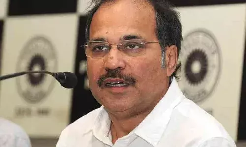 संसद: नई इमारत में प्रवेश करते समय मिली संविधान की प्रति से समाजवादी-धर्मनिरपेक्ष शब्द गायब, कांग्रेस का आरोप