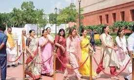 उतर प्रदेश की राजनीति में महिलाएं सिर्फ पोस्टर में, BJP के 75 जिला अध्यक्षों में केवल 4 महिला चेहरा,