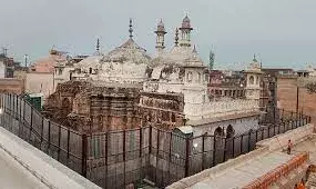 ज्ञानवापी केस: मां श्रृंगार गौरी मूल वाद समेत चार मामलों की सुनवाई आज, अविमुक्तेश्वरानंद वाद पर आएगा आदेश ज्ञानवापी केस: मां श्रृंगार गौरी मूल वाद समेत चार मामलों की सुनवाई आज, अविमुक्तेश्वरानंद वाद पर आएगा आदेश