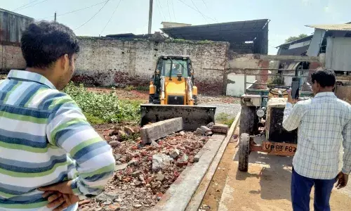 Uttar Pradesh:फिरोजाबाद में पहली बार गरजा बाबा का बुलडोजर, निशाने पर कई और निर्माण.