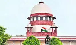 दिल्ली में दिवाली पर नहीं जला सकेंगे पटाखे, SC ने केजरीवाल सरकार के फैसले में दखल देने से किया इनकार.