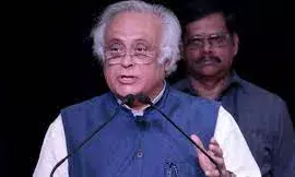 नए संसद भवन को लेकर कांग्रेस महासचिव जयराम रमेश ने बड़ा बयान दिया है। 2024 में सरकार के साथ नए संसद भवन का भी इस्तेमाल बदलेगा। नए संसद भवन को लेकर कांग्रेस महासचिव जयराम रमेश ने बड़ा बयान दिया है। 2024 में सरकार के साथ नए संसद भवन का भी इस्तेमाल बदलेगा।