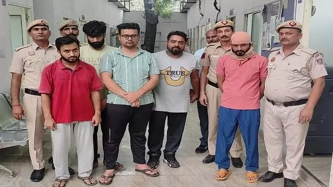 हर दिन पांच करोड़ की ठगी: दो साल से सक्रिय था गिरोह... दुबई और चीन से जुड़े तार, सामने आया चौंकाने वाला सच हर दिन पांच करोड़ की ठगी: दो साल से सक्रिय था गिरोह... दुबई और चीन से जुड़े तार, सामने आया चौंकाने वाला सच