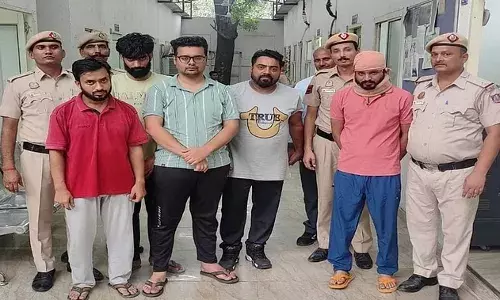 हर दिन पांच करोड़ की ठगी: दो साल से सक्रिय था गिरोह... दुबई और चीन से जुड़े तार, सामने आया चौंकाने वाला सच हर दिन पांच करोड़ की ठगी: दो साल से सक्रिय था गिरोह... दुबई और चीन से जुड़े तार, सामने आया चौंकाने वाला सच