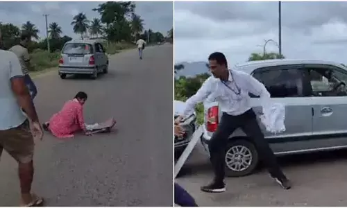 कर्नाटक: रामनगर में चुनाव कराने गए अधिकारी और उनकी टीम पर हमला, 250 मतपत्र और दो लैपटॉप लूटकर ले गए आरोपी कर्नाटक: रामनगर में चुनाव कराने गए अधिकारी और उनकी टीम पर हमला, 250 मतपत्र और दो लैपटॉप लूटकर ले गए आरोपी