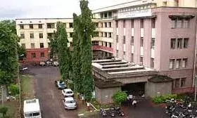 Maharashtra: नांदेड़ के बाद अब छत्रपति संभाजीनगर के अस्पताल में मौतें, 24 घंटे में गई 18 लोगों की जान Maharashtra: नांदेड़ के बाद अब छत्रपति संभाजीनगर के अस्पताल में मौतें, 24 घंटे में गई 18 लोगों की जान