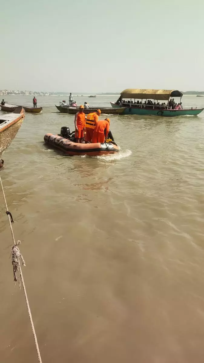 वाराणसी: नीट की तैयारी कर रहे छात्र की डूबने से मौत, कानपुर से मां और नाना-नानी के साथ काशी आया था युवक वाराणसी: नीट की तैयारी कर रहे छात्र की डूबने से मौत, कानपुर से मां और नाना-नानी के साथ काशी आया था युवक