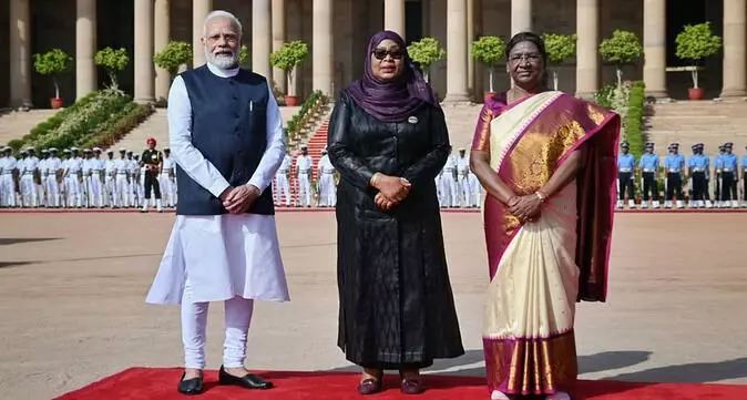 Tanzania: भारत-तंजानिया में स्थानीय मुद्रा में व्यापार करने की तैयारी, जानिए दोनों देशों में और क्या हुई बात Tanzania: भारत-तंजानिया में स्थानीय मुद्रा में व्यापार करने की तैयारी, जानिए दोनों देशों में और क्या हुई बात