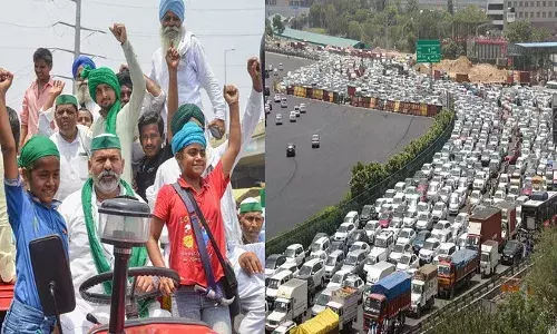 Greater Noida : राशन-पानी लेकर जीरो प्वांइट पर आज से हुंकार भरेंगे किसान, महापंचायत में बनेगी आंदोलन की रणनीति
