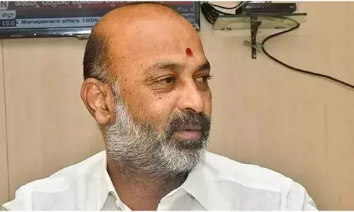 Sanjay Kumar: भाजपा सांसद ने कांग्रेस और AIMIM पर लगाया बड़ा आरोप, कहा- ये पार्टियां हमास का समर्थन करती हैं Sanjay Kumar: भाजपा सांसद ने कांग्रेस और AIMIM पर लगाया बड़ा आरोप, कहा- ये पार्टियां हमास का समर्थन करती हैं