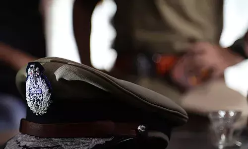 Kanpur: पुलिस का कारनामा! नाबालिग भाई-बहन पर दर्ज की रिपोर्ट, दरोगा पर आरोप- वीडियो बनाया और अश्लील सवाल पूछे