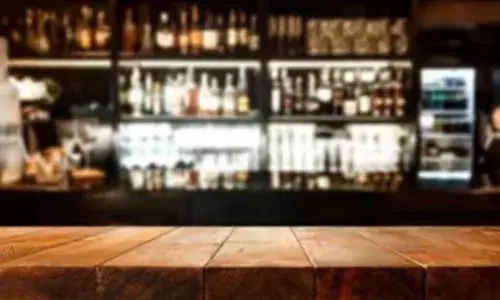 उत्तराखंड सरकार ने मिनी बार के नियम को वापस लिया।