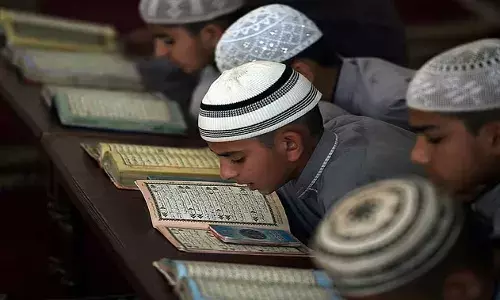 Uttarakhand News: मदरसों को लेकर उत्तराखंड वक्फ बोर्ड और मदरसा बोर्ड आमने-सामने, जानें पूरा मामला