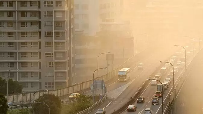 Delhi Air Pollution: सर्द हवाओं ने बिगाड़ी दिल्ली की आबोहवा, खराब श्रेणी में पहुंची वायु, एनसीआर में हालत खराब Delhi Air Pollution: सर्द हवाओं ने बिगाड़ी दिल्ली की आबोहवा, खराब श्रेणी में पहुंची वायु, एनसीआर में हालत खराब