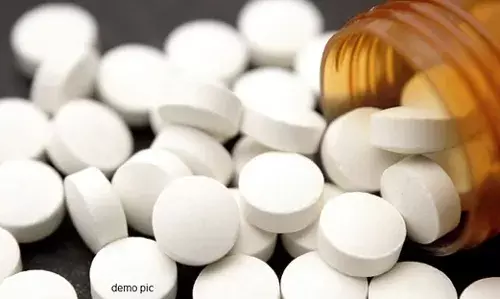 Uttarakhand News: STF ने नकली हर्बल दवाईयां बनाने वाले गिरोह का किया भंडाभोड़, दो भाई गिरफ्तार Uttarakhand News: STF ने नकली हर्बल दवाईयां बनाने वाले गिरोह का किया भंडाभोड़, दो भाई गिरफ्तार