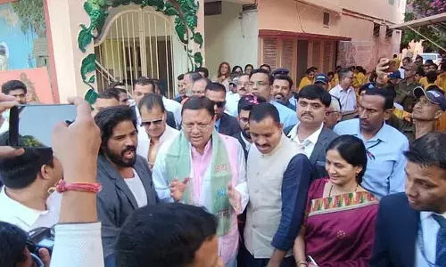 Rishikesh: परमार्थ निकेतन पहुंचे सीएम धामी, स्वर्गाश्रम में करेंगे द बीटल्स, द गंगा फेस्टिवल का उद्घाटन Rishikesh: परमार्थ निकेतन पहुंचे सीएम धामी, स्वर्गाश्रम में करेंगे द बीटल्स, द गंगा फेस्टिवल का उद्घाटन