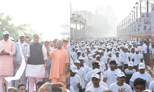 रन फॉर यूनिटी में दौड़ा लखनऊ: सीएम योगी बोले- हम सरदार साहब के सपनों का भारत बनाने को संकल्पित रन फॉर यूनिटी में दौड़ा लखनऊ: सीएम योगी बोले- हम सरदार साहब के सपनों का भारत बनाने को संकल्पित