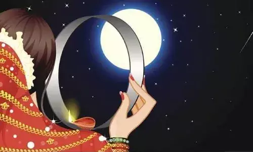 Karwa Chauth 2023: पहली बार रख रही हैं करवा चौथ का व्रत, तो इस विधि  का करें पालन