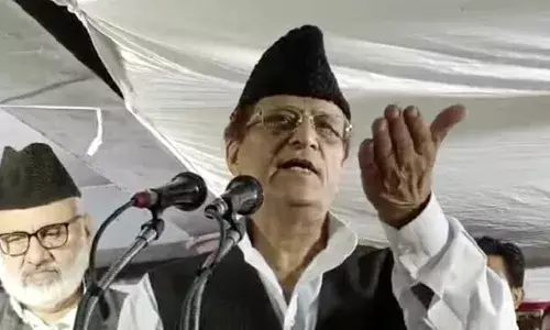 सपा नेता आजम खां को बड़ा झटका: जौहर ट्रस्ट से वापस ली जाएगी विद्यालय की जमीन, कैबिनेट में लगी मुहर सपा नेता आजम खां को बड़ा झटका: जौहर ट्रस्ट से वापस ली जाएगी विद्यालय की जमीन, कैबिनेट में लगी मुहर