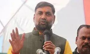 MP Election 2023: प्रह्लाद पटेल के विधायक भाई का पहला इंटरव्यू, जिन्होंने अपने भैया की खातिर छोड़ दिया टिकट MP Election 2023: प्रह्लाद पटेल के विधायक भाई का पहला इंटरव्यू, जिन्होंने अपने भैया की खातिर छोड़ दिया टिकट