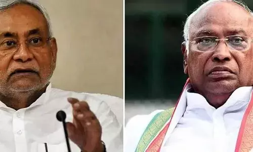 Opposition Alliance: नीतीश के तेवरों से घबराई कांग्रेस! मल्लिकार्जुन खरगे ने बिहार सीएम को लगाया फोन