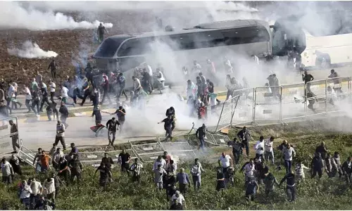 Turkey: जिस एयरबेस पर अमेरिकी सैनिकों का ठिकाना, वहां फलस्तीन समर्थकों ने बोला धावा, पुलिस से भिड़े उपद्रवी