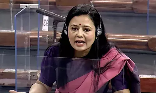 क्या महुआ मोइत्रा के खिलाफ होगी जाँच? 7 नहीं अब 9 नवंबर को बुलाई गई लोकसभा आचार समिति की बैठक |