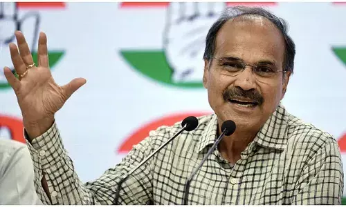 Politics: ‘मुझे अंधेरे में रखा गया’, नए CIC नियुक्त करने पर अधीर रंजन ने राष्ट्रपति को पत्र लिख जताई नाराजगी Politics: ‘मुझे अंधेरे में रखा गया’, नए CIC नियुक्त करने पर अधीर रंजन ने राष्ट्रपति को पत्र लिख जताई नाराजगी