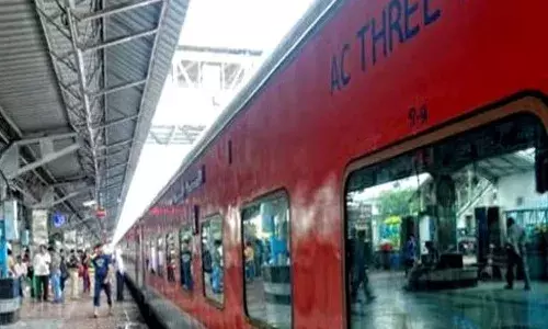 राह आसान करेंगी पूजा स्पेशल ट्रेनें, रेलवे का पूर्वांचल के लिए कई विशेष ट्रेनों का एलान राह आसान करेंगी पूजा स्पेशल ट्रेनें, रेलवे का पूर्वांचल के लिए कई विशेष ट्रेनों का एलान