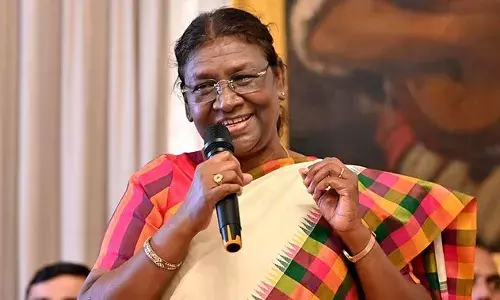 पंतनगर विवि दीक्षांत समारोह: फतेह सिंह के समोसे ने जीता राष्ट्रपति का दिल, आलू के पराठे का किया जिक्र पंतनगर विवि दीक्षांत समारोह: फतेह सिंह के समोसे ने जीता राष्ट्रपति का दिल, आलू के पराठे का किया जिक्र