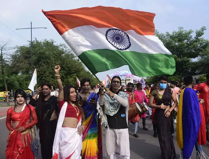 Lucknow News : यूपी में ट्रांसजेंडरों को आरक्षण दिए जाने की तैयारी, जिलों में कराया जा रहा सर्वे Lucknow News : यूपी में ट्रांसजेंडरों को आरक्षण दिए जाने की तैयारी, जिलों में कराया जा रहा सर्वे