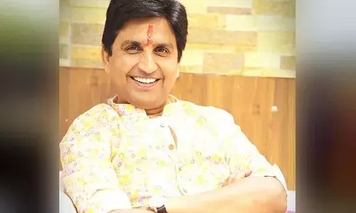 Kumar Vishwas: कवि के पीएसओ ने डॉक्टर से हुए विवाद में अज्ञात कार चालक के खिलाफ कराया मुकदमा, लगाए गंभीर आरोप