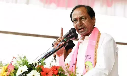 Telangana: तेलंगाना की राजनीति में परिवारवाद हावी,कांग्रेस पर लगे उदयपुर घोषणापत्र उल्लंघन के आरोप Telangana: तेलंगाना की राजनीति में परिवारवाद हावी,कांग्रेस पर लगे उदयपुर घोषणापत्र उल्लंघन के आरोप