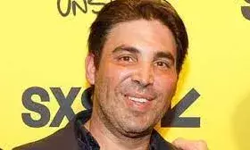 मशहूर फिल्म निर्माता केविन ट्यूरेन का निधन, 44 वर्ष की उम्र में ली अंतिम सांस मशहूर फिल्म निर्माता केविन ट्यूरेन का निधन, 44 वर्ष की उम्र में ली अंतिम सांस