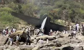 हरक्यूलिस विमान में फंसे मशीन के पार्ट्स, अब टनल की होगी वीडियो रिकॉर्डिंग हरक्यूलिस विमान में फंसे मशीन के पार्ट्स, अब टनल की होगी वीडियो रिकॉर्डिंग