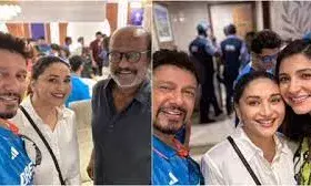 माधुरी दीक्षित ने खास मैसेज लिख टीम इंडिया को दी बधाई, शेयर की अनुष्का शर्मा संग तस्वीरें माधुरी दीक्षित ने खास मैसेज लिख टीम इंडिया को दी बधाई, शेयर की अनुष्का शर्मा संग तस्वीरें