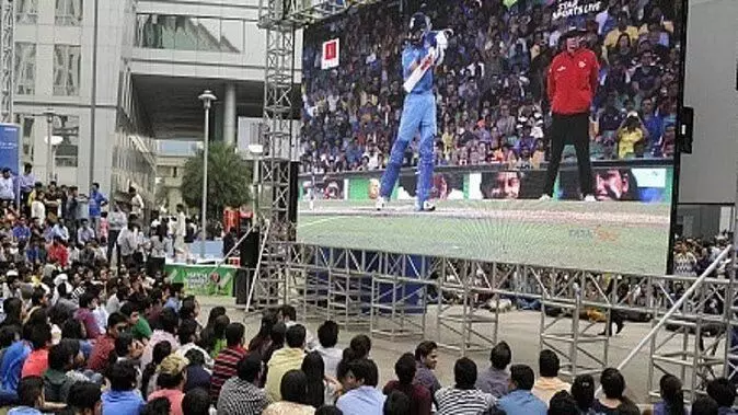 सोसायटियों में लगेंगी बड़ी स्क्रीन, भारत-आस्ट्रेलिया के बीच महामुकाबले का आनंद लेगे क्रिकेट प्रेमी सोसायटियों में लगेंगी बड़ी स्क्रीन, भारत-आस्ट्रेलिया के बीच महामुकाबले का आनंद लेगे क्रिकेट प्रेमी
