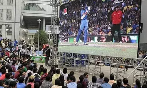 सोसायटियों में लगेंगी बड़ी स्क्रीन, भारत-आस्ट्रेलिया के बीच महामुकाबले का आनंद लेगे क्रिकेट प्रेमी सोसायटियों में लगेंगी बड़ी स्क्रीन, भारत-आस्ट्रेलिया के बीच महामुकाबले का आनंद लेगे क्रिकेट प्रेमी