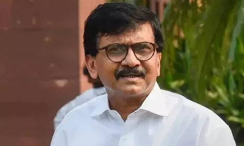 WC: माहौल ऐसा जैसे PM मोदी-अमित शाह खेलेंगे, विश्वकप के मुकाबले का राजनीतिकरण; संजय राउत ने ली चुटकी