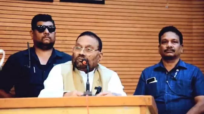 UP: क्या एनसीआरटी चीरहरण को बढ़ावा देना चाहती है? महाभारत-रामयण पढ़ाने के प्रस्ताव पर बोले स्वामी प्रसाद UP: क्या एनसीआरटी चीरहरण को बढ़ावा देना चाहती है? महाभारत-रामयण पढ़ाने के प्रस्ताव पर बोले स्वामी प्रसाद