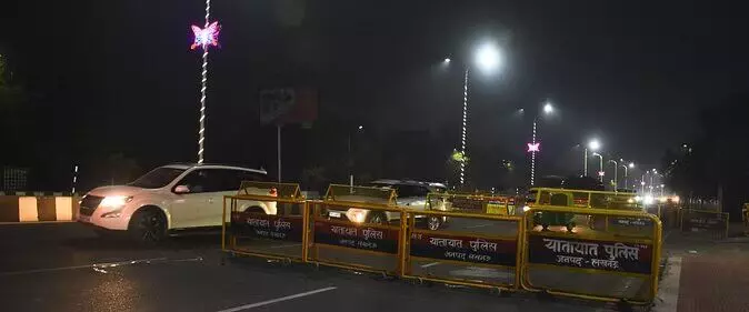 लखनऊ हिट एंड रन केस: बरामद एसयूवी की हुई फोरेंसिक जांच, मिले खून के धब्बे, बिना डीएल भरते थे फर्राटा लखनऊ हिट एंड रन केस: बरामद एसयूवी की हुई फोरेंसिक जांच, मिले खून के धब्बे, बिना डीएल भरते थे फर्राटा