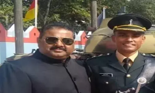 Lucknow: राजोरी में बलिदान कैप्टन शुभम गुप्ता को सीएम योगी ने दी श्रद्धांजलि, 50 लाख की आर्थिक मदद की घोषणा की Lucknow: राजोरी में बलिदान कैप्टन शुभम गुप्ता को सीएम योगी ने दी श्रद्धांजलि, 50 लाख की आर्थिक मदद की घोषणा की