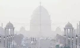 जहरीली हवा में सांस लेने को मजबूर दिल्लीवासी, छह दिन राहत के आसार नहीं; जानें कितना है AQI |