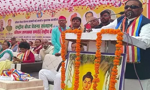 स्वामी प्रसाद मौर्य बोले: सरकार के इशारे पर जलाया जा रहा संविधान, धर्म के नाम पर सर्व समाज का हो रहा अपमान